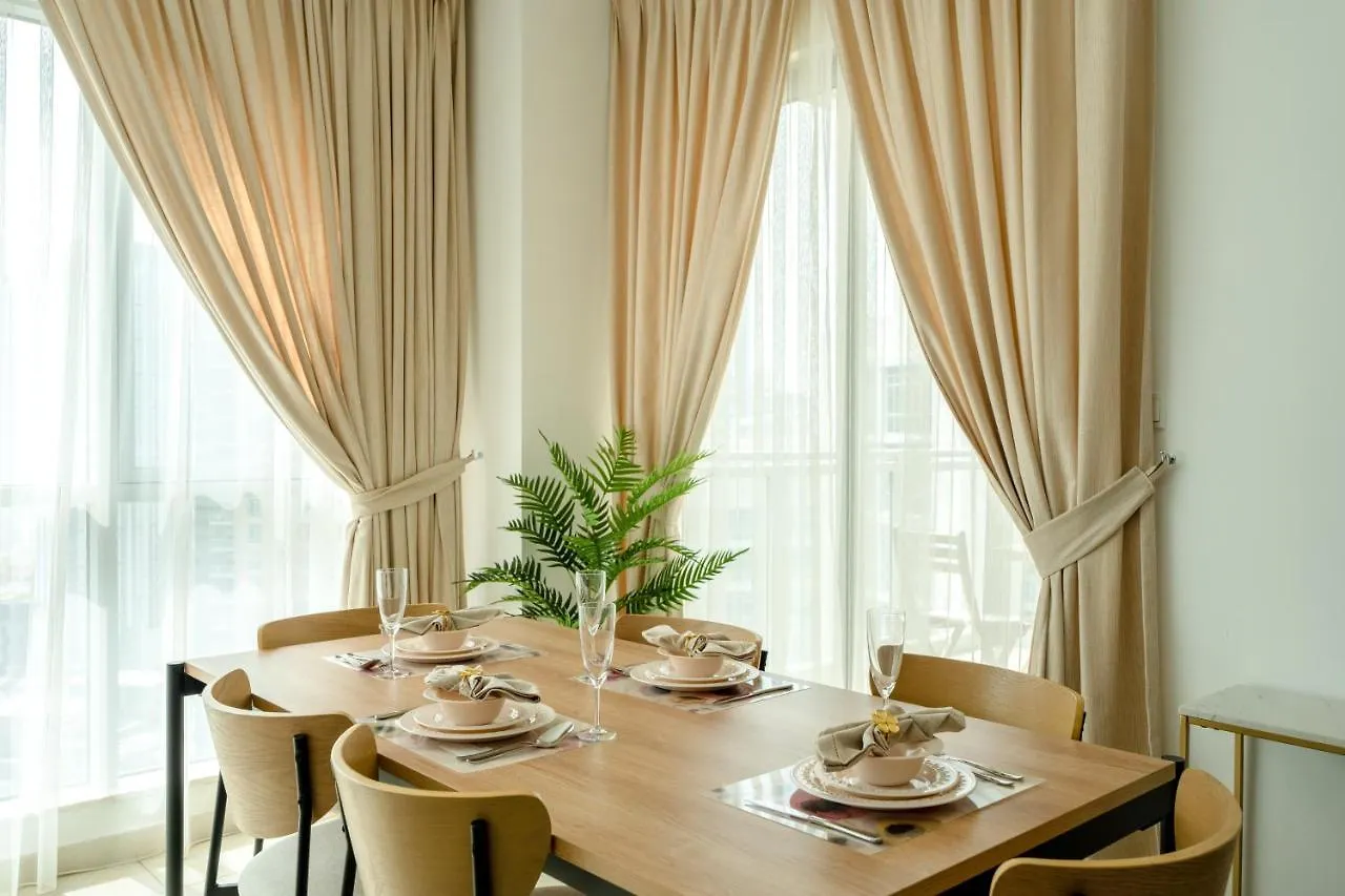 Апартаменты Ina Homes-Tower 5 Perfect Burj Khalifa And Fountain Views Дубай